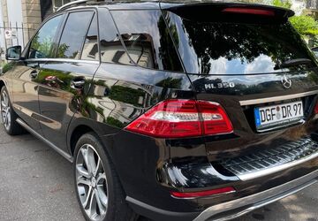 Mercedes-Benz ML 350 235.000 km 13.500 &euro; Mannheim 68165
