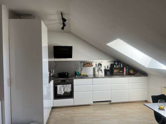 Etagenwohnung Hockenheim - 2 Zimmer, 67 m&sup2;, 640&euro; | Angebot:27357259
