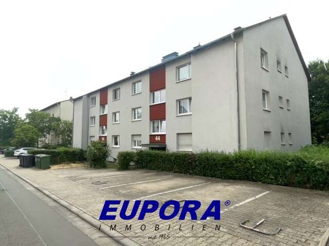 Etagenwohnung Eisenberg - 3 Zimmer, 79 m&sup2;, 720&euro; | Angebot:27316111