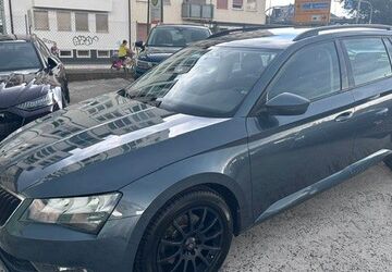 Skoda Superb 154.000 km 13.890 &euro; Mannheim 68159
