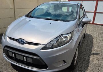Ford Fiesta 108.500 km 4.300 &euro; Böhl-Iggelheim 67459