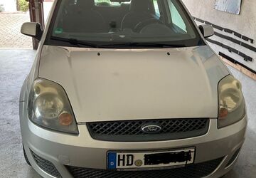 Ford Fiesta 220.000 km 850 &euro; Leimen 69181
