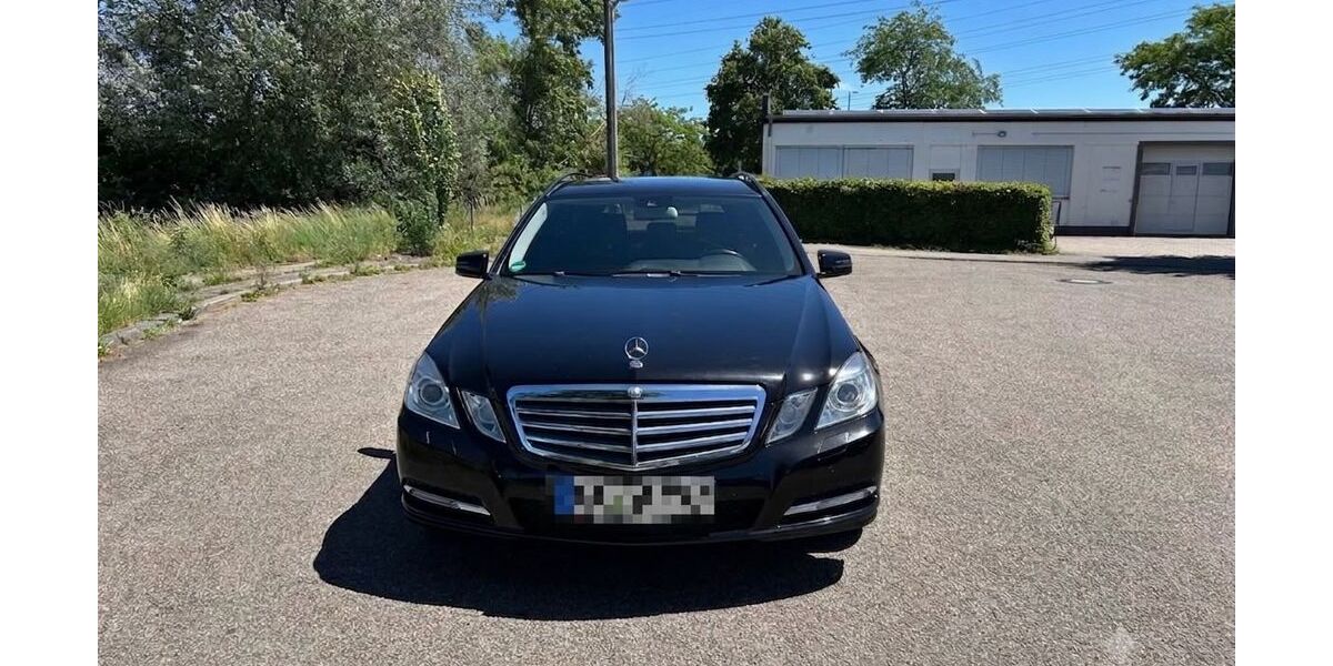 Mercedes-Benz E 350 234.000 km 8.990 &euro; Mannheim 68199