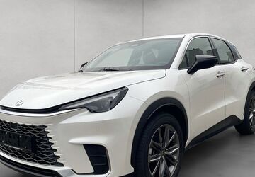 Lexus LBX 4.481 km 34.450 &euro; Mannheim 68307