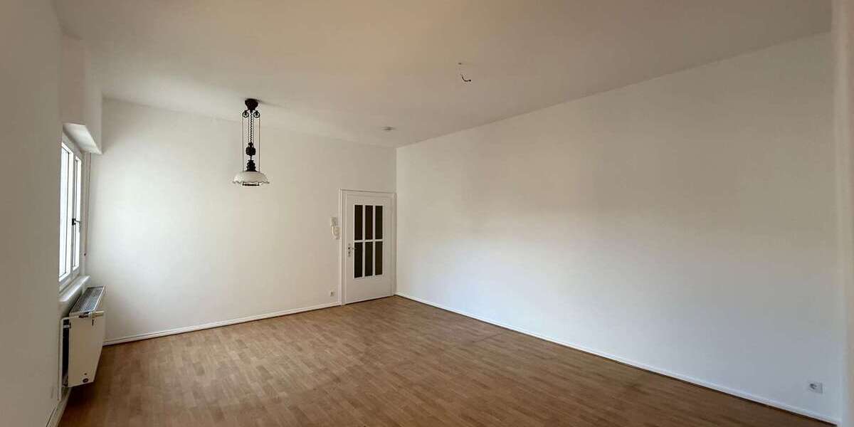 Etagenwohnung Frankenthal (Pfalz) - 3 Zimmer, 99 m&sup2;, 850&euro; | Angebot:27313022