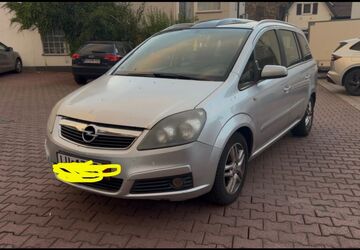 Opel Zafira 344.000 km 1.350 &euro; Biblis 68647