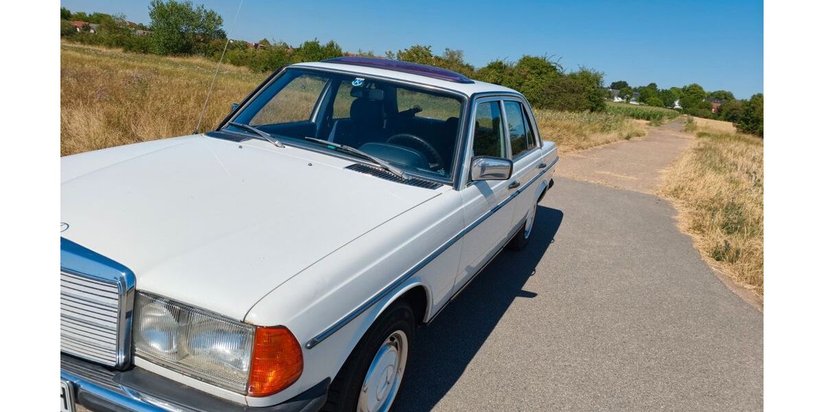 Mercedes-Benz 200 446.000 km 8.500 &euro; Mannheim 68239