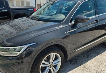 VW Tiguan 81.000 km 28.990 &euro; Mannheim 68159