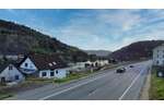 Ehemaliges Gasthaus mit 3 Einzelzimmer & 5 potentiellen Wohnungen inkl. Gaststätte und Parkplätze - Gewerbeobjekt Neckarsteinach | Angebot:26059114