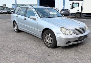 Mercedes-Benz C 220 285.000 km 2.499 &euro; Mannheim 68159