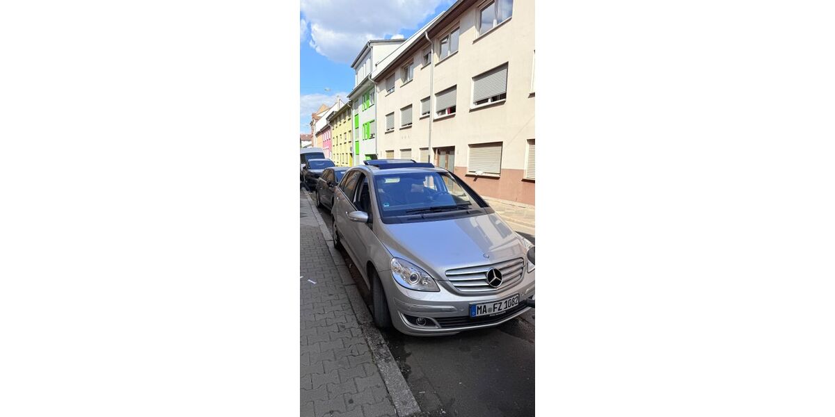 Mercedes-Benz B 180 216.000 km 3.000 &euro; Mannheim 68168