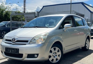 Toyota Verso 129.000 km 5.800 &euro; Weinheim 69469