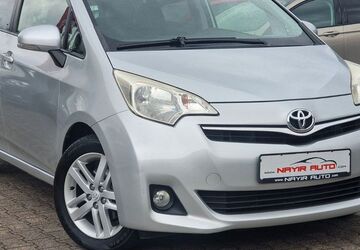 Toyota Verso-S 148.800 km 4.900 &euro; Viernheim (bei MANNHEIM) 68519