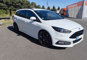 Ford Focus 165.411 km 11.999 &euro; Mannheim 68259